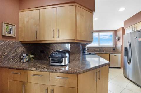 333 Sunset Drive #503, Fort Lauderdale FL - photo 10 of 63