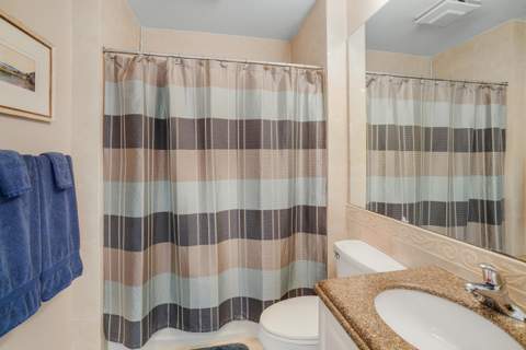 36 Harbour Isle Drive #205, Fort Pierce FL - photo 24 of 55