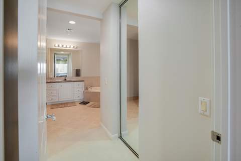 36 Harbour Isle Drive #205, Fort Pierce FL - photo 20 of 55