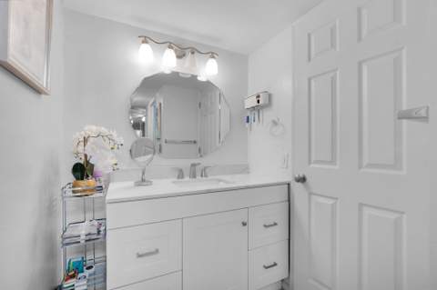 23247 N Barwood Ln Lane #305, Boca Raton FL - photo 16 of 39