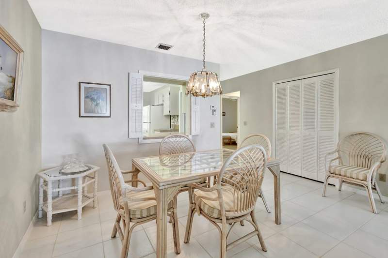 2 bedroom Condominium at 1600 SE Saint Lucie Boulevard #211, Banyan House Condo, Stuart — photo 5