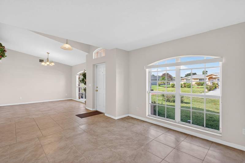 3 bedroom Single Family Residence at 1885 SW Morelia Lane, Port St Lucie Section 9, Port St. Lucie — photo 4