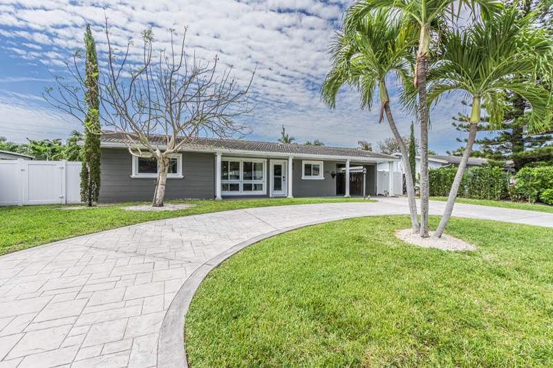2 bedroom Single Family Residence at 2770 NE 53rd Street, Pompano Waterway Estates, Lighthouse Point — photo 4