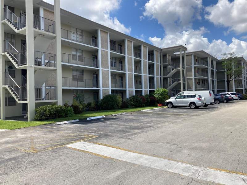 2 bedroom Condominium at 2998 NW 48th Terrace #332, Cypress Chase Condo No 1, Lauderdale Lakes — photo 4