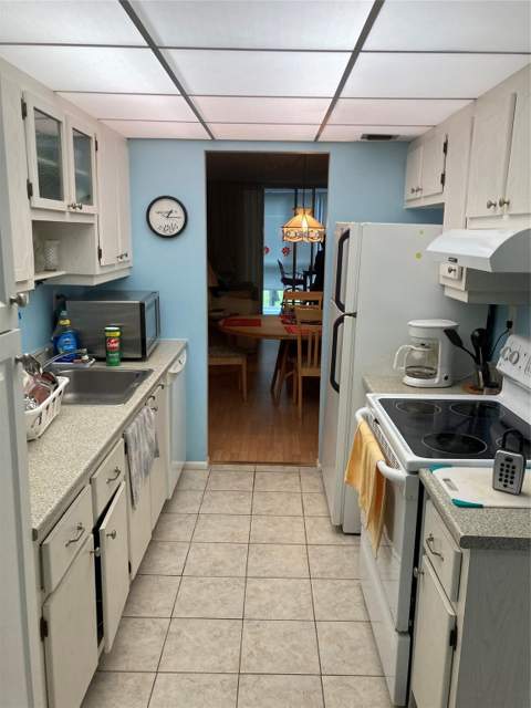2998 NW 48th Terrace #332, Lauderdale Lakes FL - photo 11 of 28