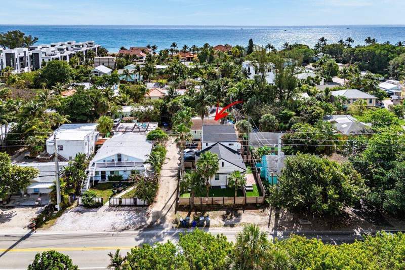 6 bedroom Single Family Residence at 4603 N Ocean Boulevard, Baskin Add To Briny Breezes, Boynton Beach — photo 3