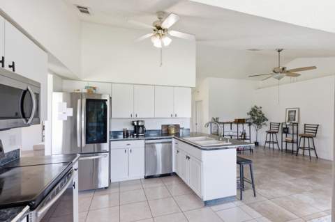 390 SE Cork Road, Port St. Lucie FL - photo 15 of 43
