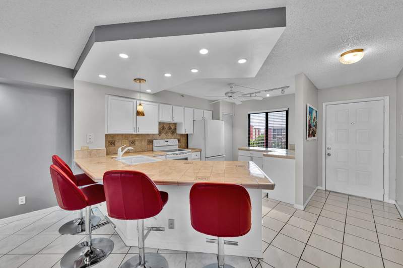 2 bedroom Condominium at 2205 S Cypress Bend Drive #801, Cypress Bend Condominium III, Pompano Beach — photo 4