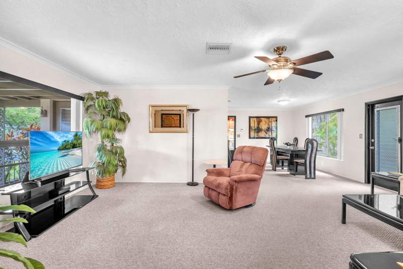 3 bedroom Single Family Residence at 601 NW 29th Street, March Estates Amen, Wilton Manors — photo 5