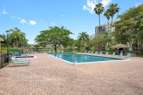2205 S Cypress Bend Drive #801, Pompano Beach FL - photo 19 of 23