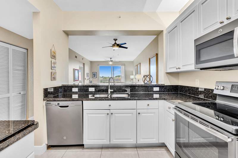 2 bedroom Condominium at 7735 Yardley Drive #406, Yardley , Tamarac — photo 5