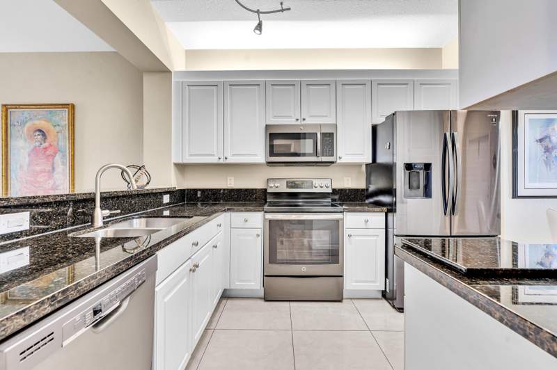 2 bedroom Condominium at 7735 Yardley Drive #406, Yardley , Tamarac — photo 4