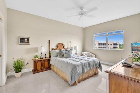 7735 Yardley Drive #406, Tamarac FL - photo 24 of 67