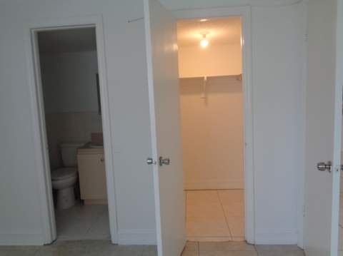 2008 Jackson Street #E9, Hollywood FL - photo 11 of 18