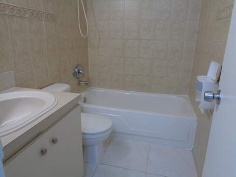 2008 Jackson Street #E9, Hollywood FL - photo 16 of 18