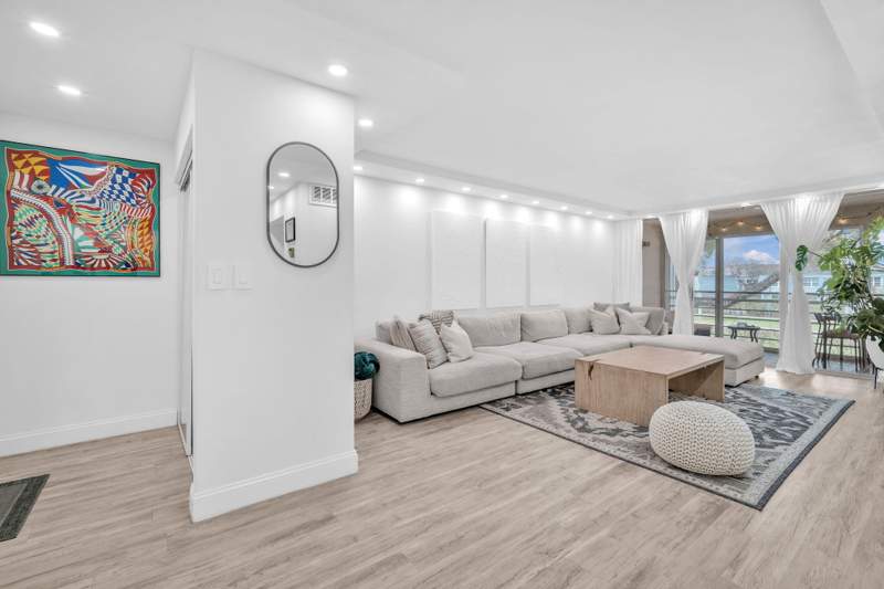 2 bedroom Condominium at 6921 Cypress Road #Apt B19, Plantation Royal Section Two, Plantation — photo 2
