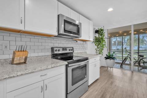 6921 Cypress Road #Apt B19, Plantation FL - photo 13 of 42