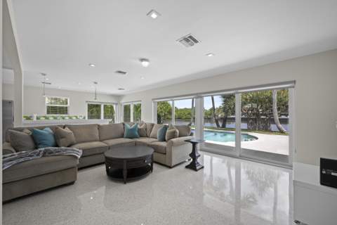 2259 Ibis Isle Road, Palm Beach FL - photo 7 of 35