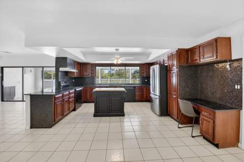 10157 La Reina Road, Delray Beach FL - photo 10 of 54