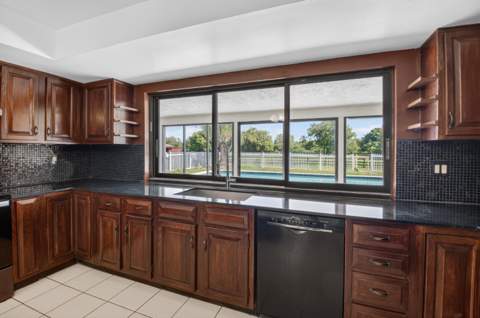 10157 La Reina Road, Delray Beach FL - photo 11 of 54