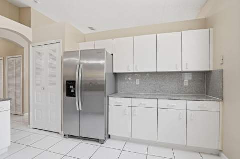 1495 SW 105th Avenue, Pembroke Pines FL - photo 15 of 38