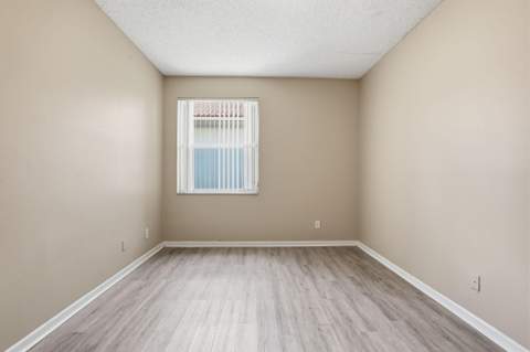 1495 SW 105th Avenue, Pembroke Pines FL - photo 22 of 38