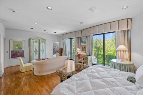 23 Sloans Curve Drive, Palm Beach FL - photo 18 of 35