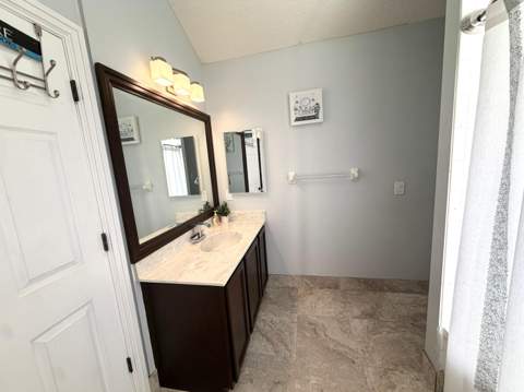 523 SW Gale Lane, Port St. Lucie FL - photo 10 of 16