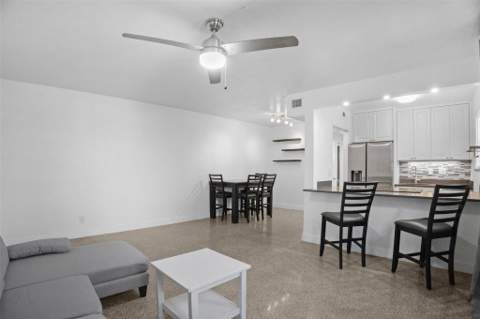625 Orton Avenue #18, Fort Lauderdale FL - photo 8 of 21