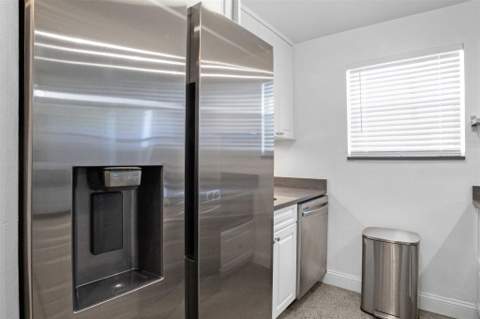 625 Orton Avenue #18, Fort Lauderdale FL - photo 12 of 21