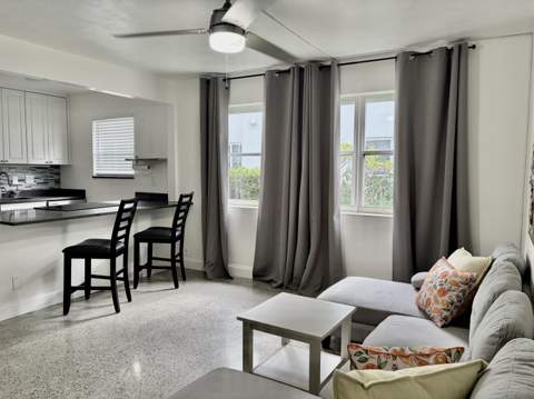 625 Orton Avenue #18, Fort Lauderdale FL - photo 6 of 21