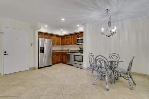 1111 Duncan Circle #104, Palm Beach Gardens FL - photo 13 of 55