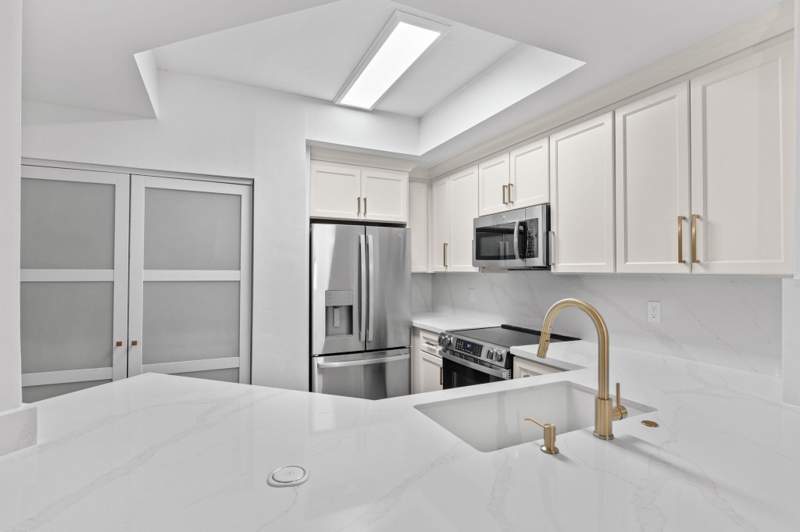 2 bedroom Condominium at 720 S Sapodilla Avenue #106, Courtyards In Cityplace Condo, West Palm Beach — photo 4