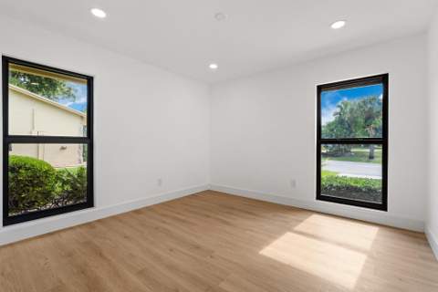 786 NW 31st Avenue, Delray Beach FL - photo 18 of 44