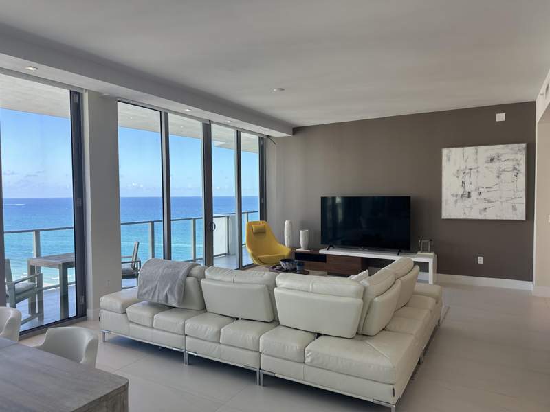 2 bedroom Condominium at 3100 N Ocean Drive ## H-1701, Amrit Ocean Resort Condo, Riviera Beach — photo 4