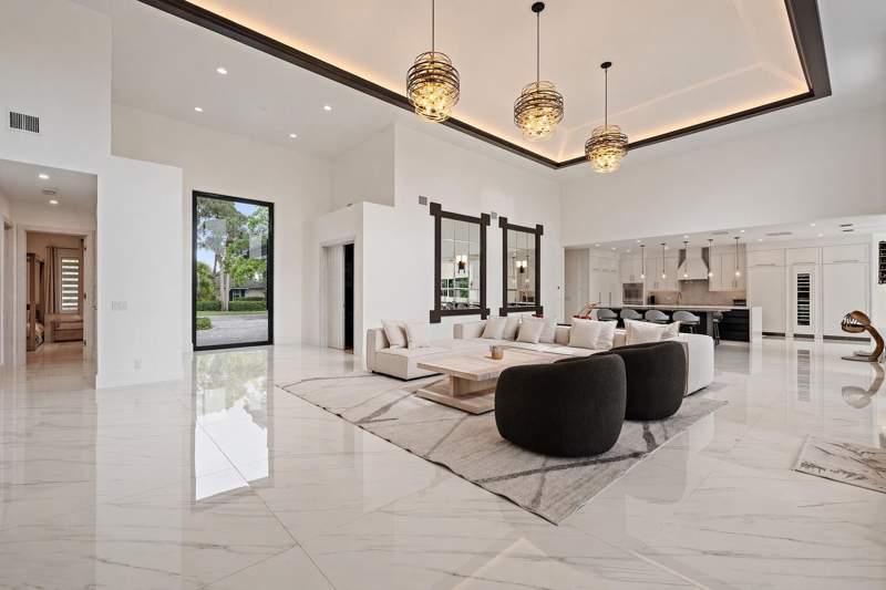 4 bedroom Single Family Residence at 13220 Sabal Chase, Old Marsh Golf Club, Palm Beach Gardens — photo 4
