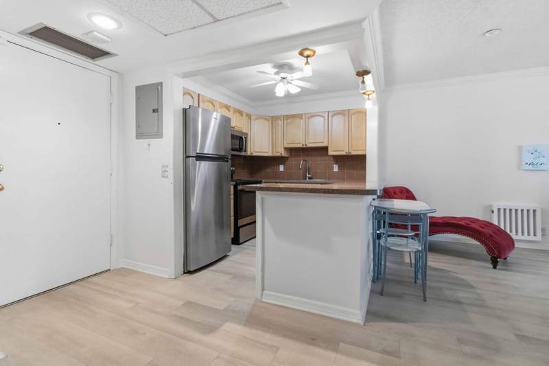1 bedroom Condominium at 259 S Cypress Road #506, Barcelona Condo North Bldg 500, Pompano Beach — photo 2