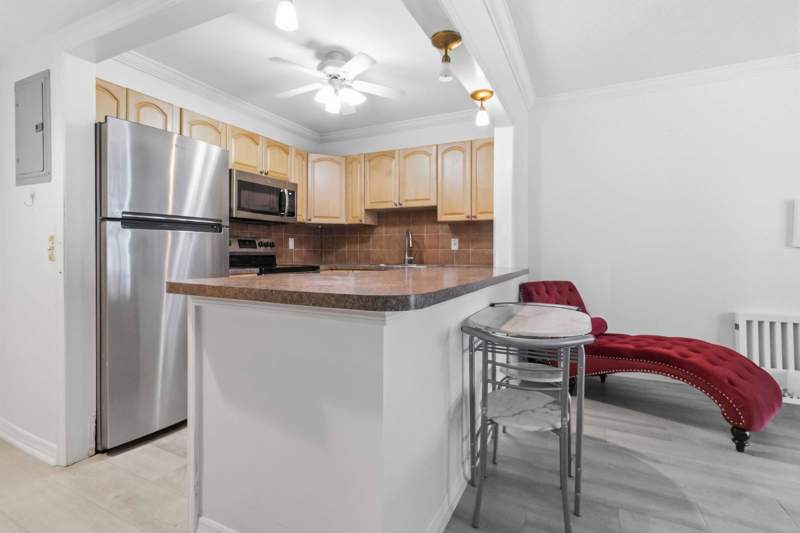 1 bedroom Condominium at 259 S Cypress Road #506, Barcelona Condo North Bldg 500, Pompano Beach — photo 4