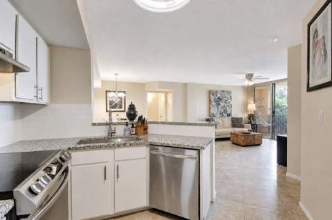 1000 Scotia Drive #204, Hypoluxo FL - photo 7 of 32