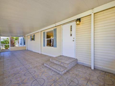4185 N Shady Lane, Boynton Beach FL - photo 7 of 25