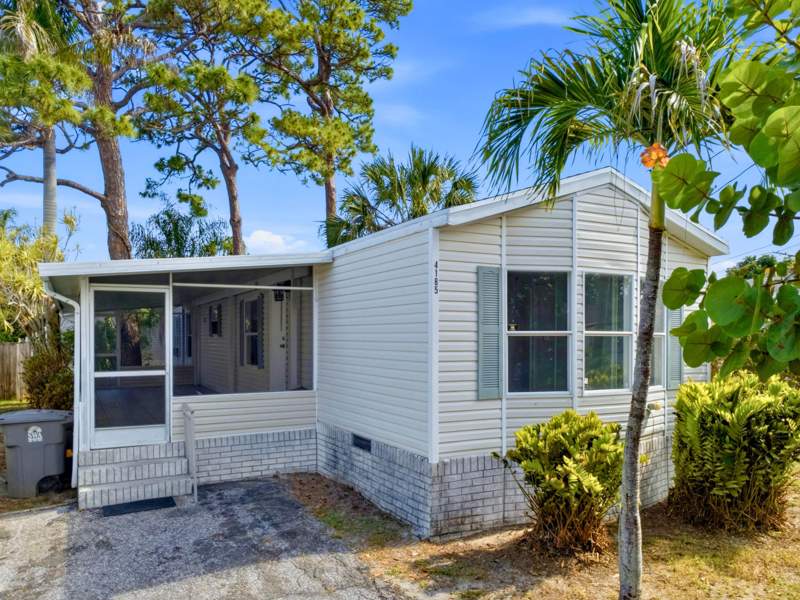2 bedroom Manufactured Home at 4185 N Shady Lane, Pine Grove Village, Boynton Beach — photo 2