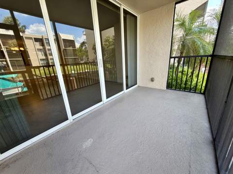 6 Royal Palm Way #102, Boca Raton FL - photo 21 of 23