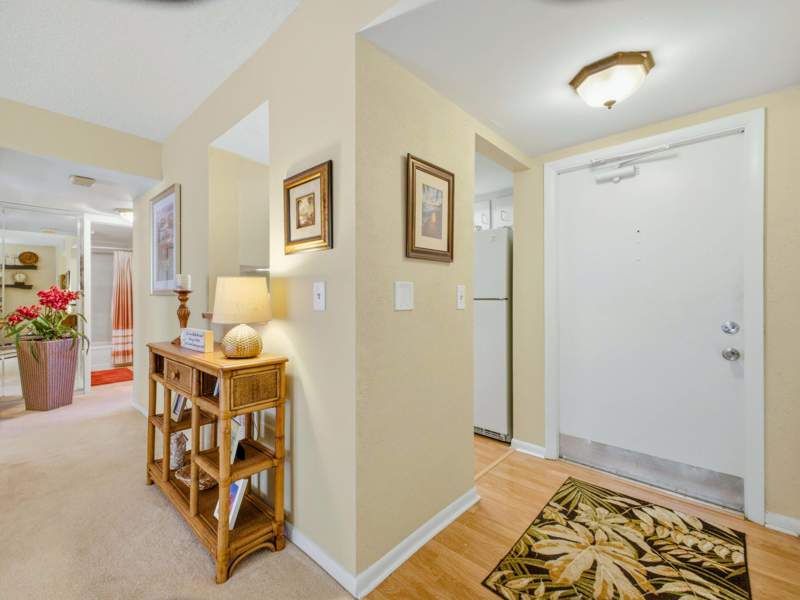 2 bedroom Condominium at 6625 S Oriole Boulevard #2040, Villages Of Oriole Deauville Condo, Delray Beach — photo 5