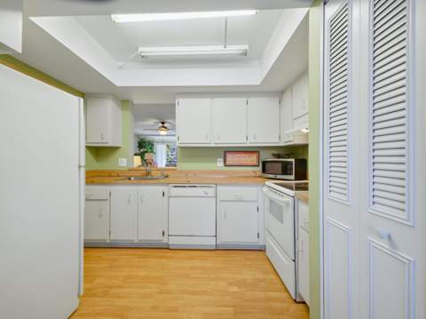 6625 S Oriole Boulevard #2040, Delray Beach FL - photo 7 of 32