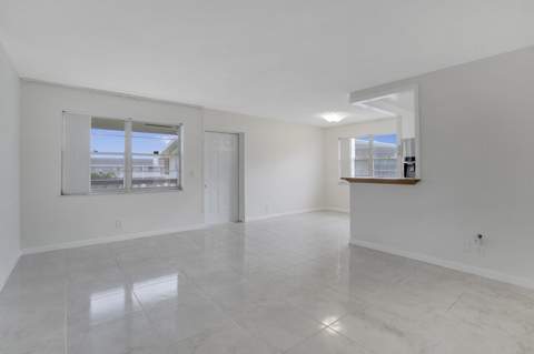 136 Somerset G, West Palm Beach FL - photo 7 of 24