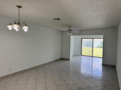 6846 Moonlit Drive, Delray Beach FL - photo 8 of 39