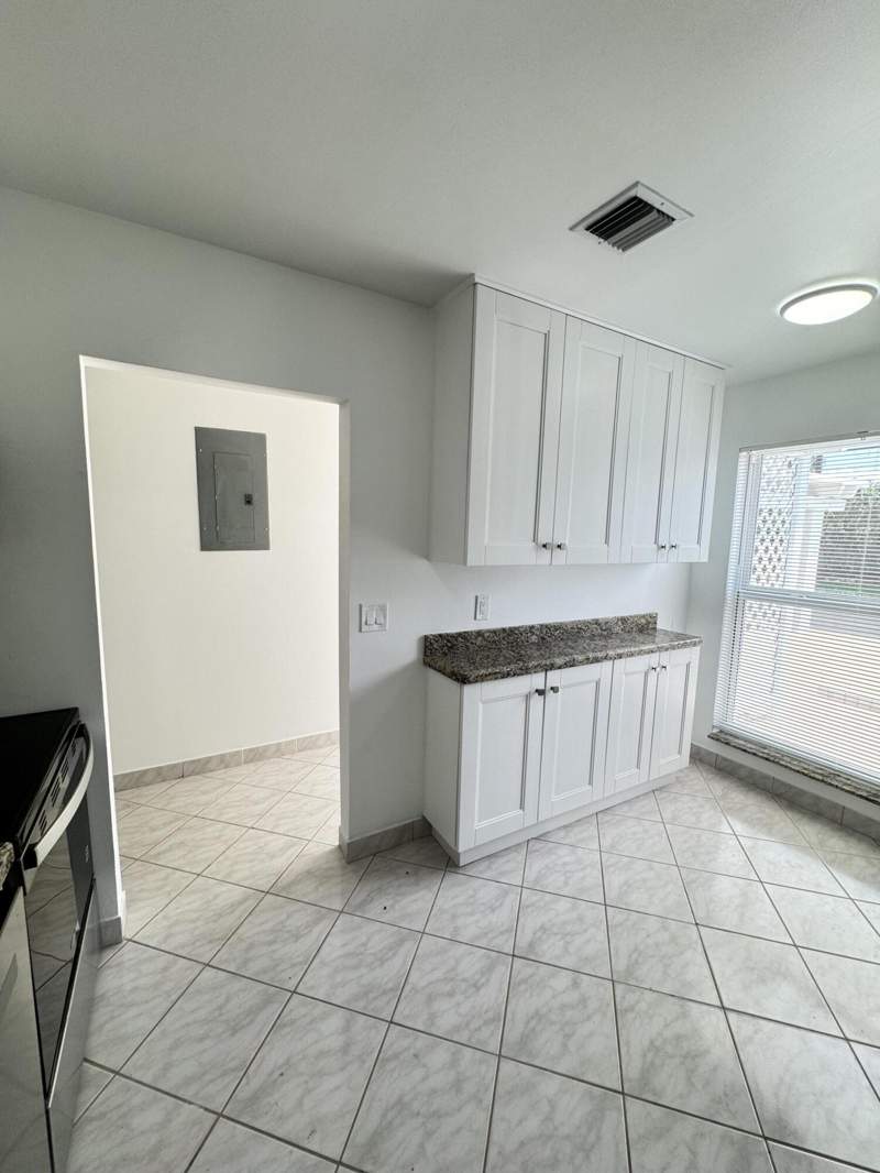 3 bedroom Villa at 6846 Moonlit Drive, Camelot Village Sec 4, Delray Beach — photo 4