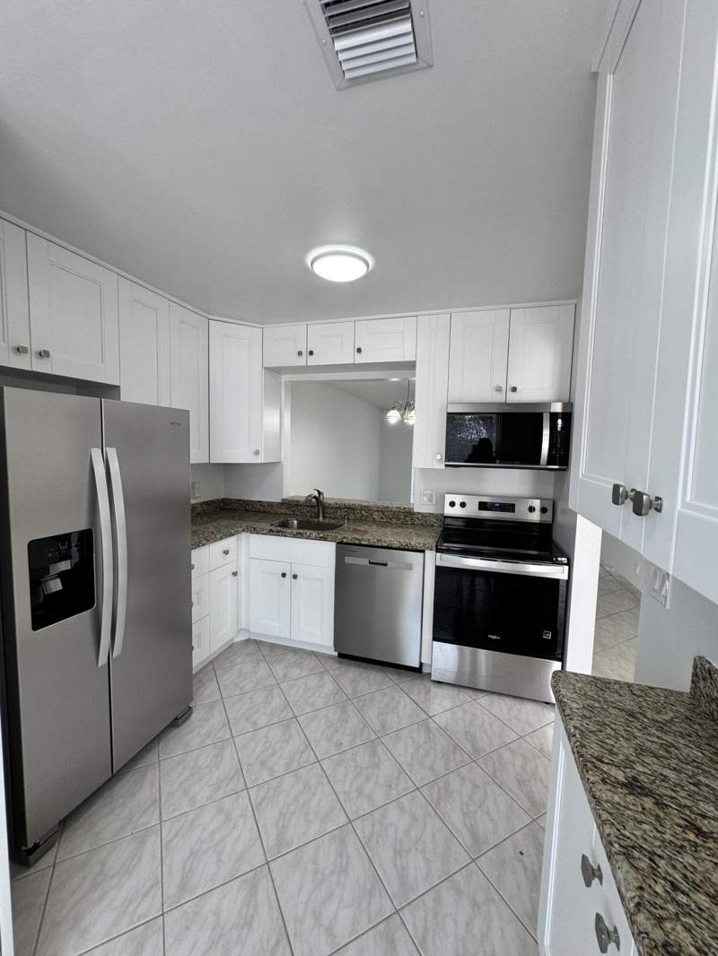 3 bedroom Villa at 6846 Moonlit Drive, Camelot Village Sec 4, Delray Beach — photo 3