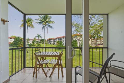 9720 S Hollybrook Lake Drive #205, Pembroke Pines FL - photo 20 of 82