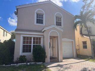 4 bedroom Single Family Residence at 6290 Buena Vista Drive, Coral Bay Replat Section One, Margate — photo 2